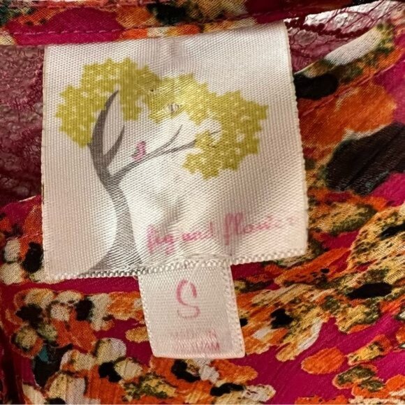 Anthropologie Figs & Flower Sheer Red Floral 3/4 Sleeve Blouse Sz S - Picture 2 of 3